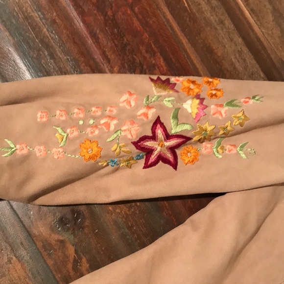 Double D Ranch Leather Embroidered Jacket - Picture 4 of 7
